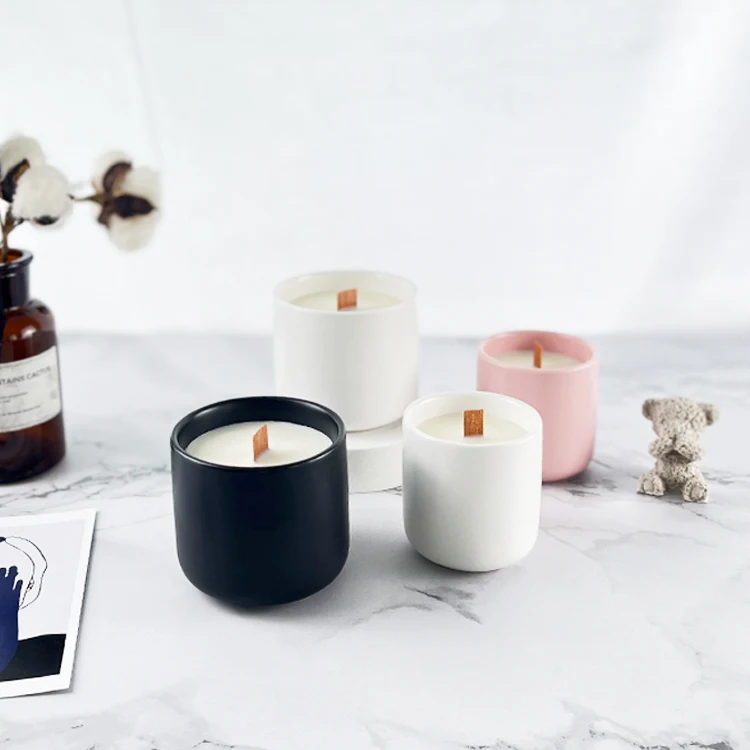 Factory Direct Selling Household Luxury Aromatherapy Candles with Covers Home Decorative Wooden Wick Scented Candles