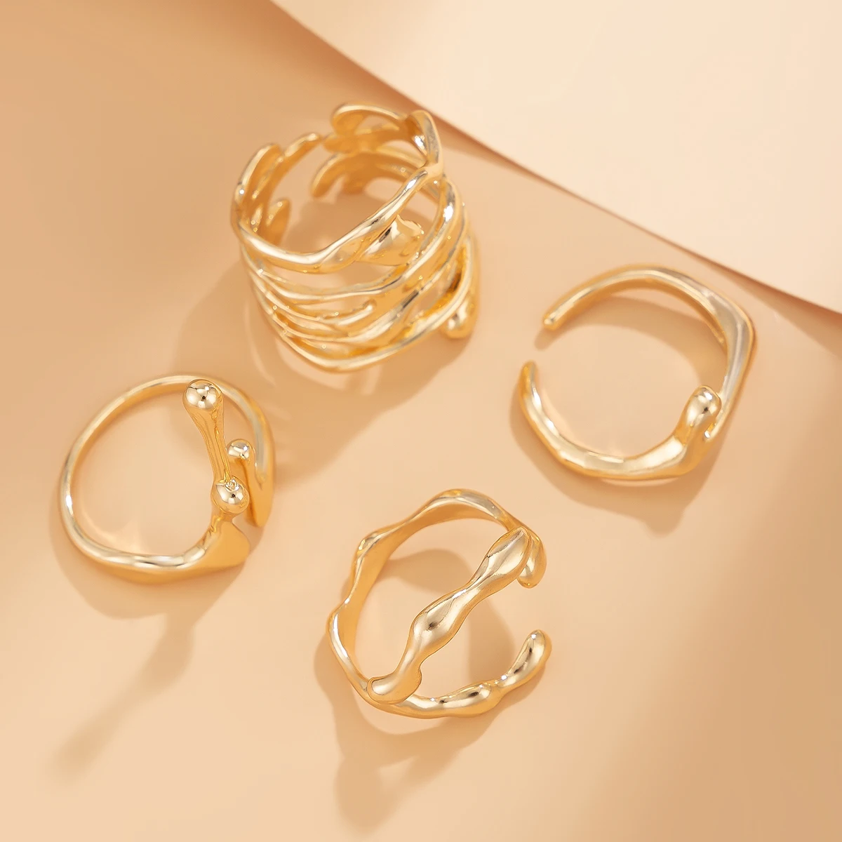4 Pieces Irregular Designer Liquid Metal Rings Sets for Women Trendy Stackable Finger Rings on Hand Accessories Fashion Jewelry