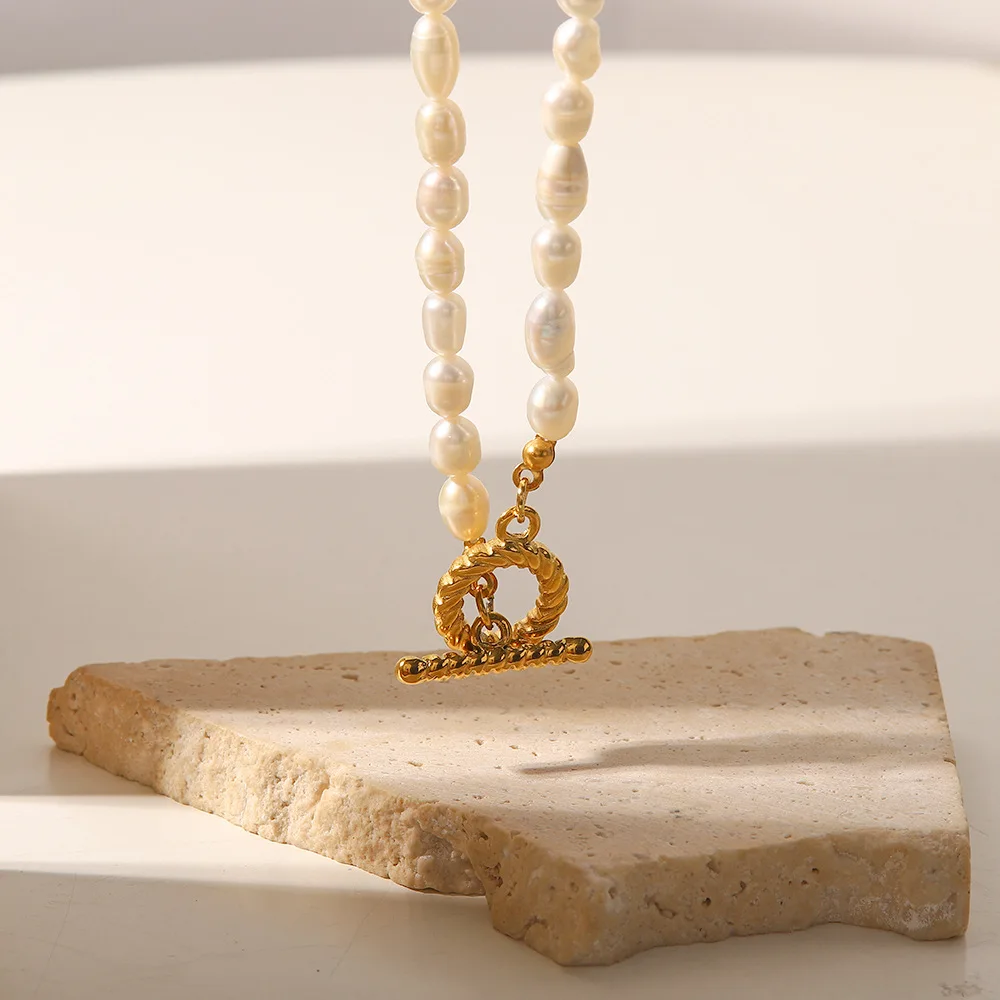 Gift for Mom! Freshwater pearls twist stainless steel PVD plating clasp choker fashion necklace
