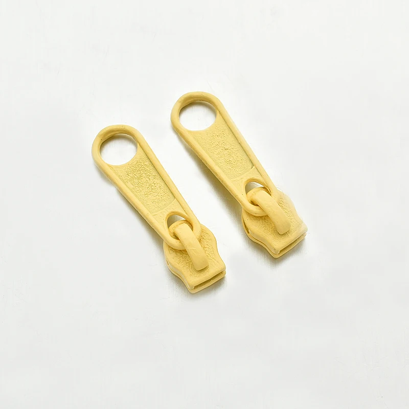 High Quality Zinc Alloy Spray Paint Zipper Pull Puller For Purse And Garment