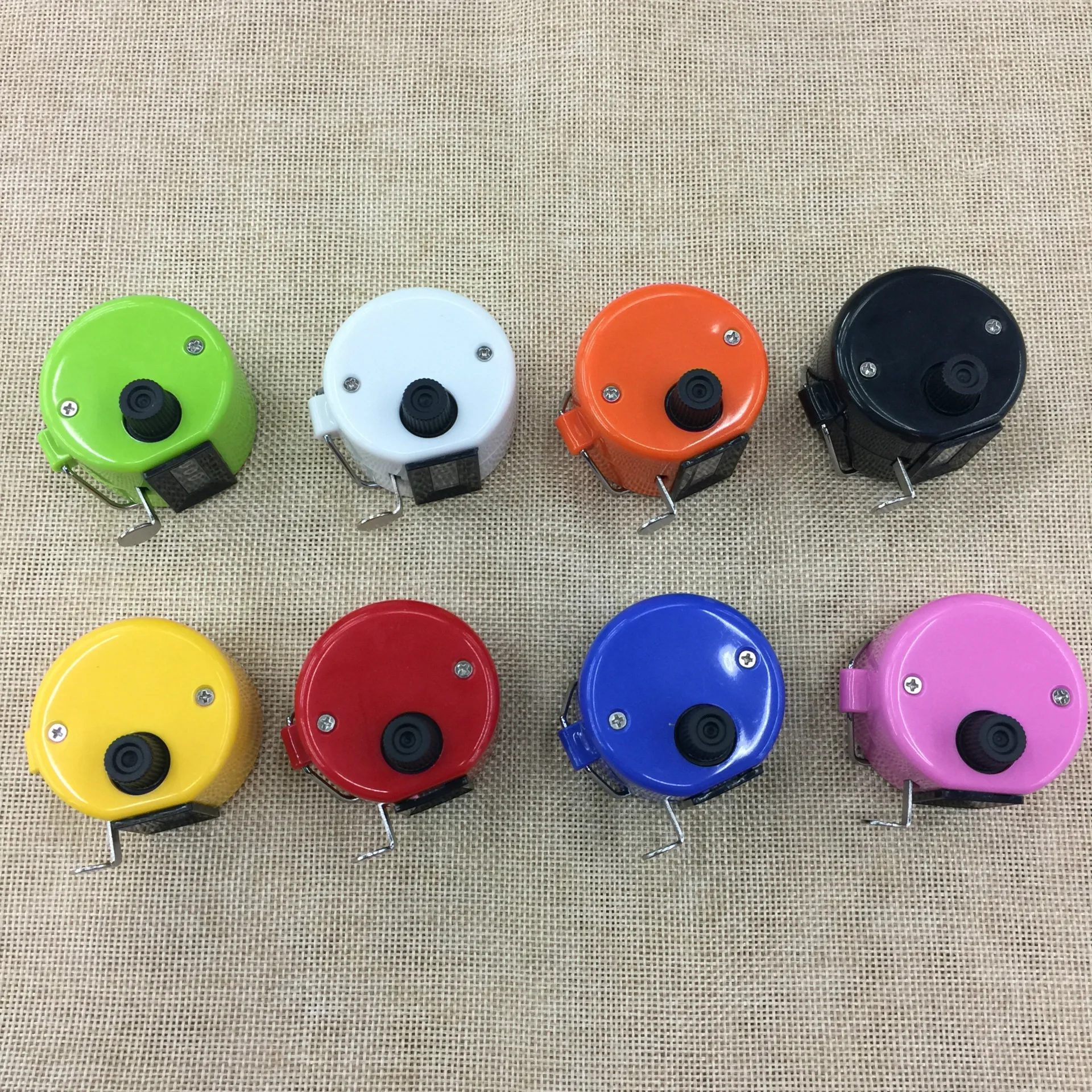 Hand Tally Counter 4 Digit Mechanical Palm Click Counter Plastic Hand Held Counter Clicker with Metal Finger Ring
