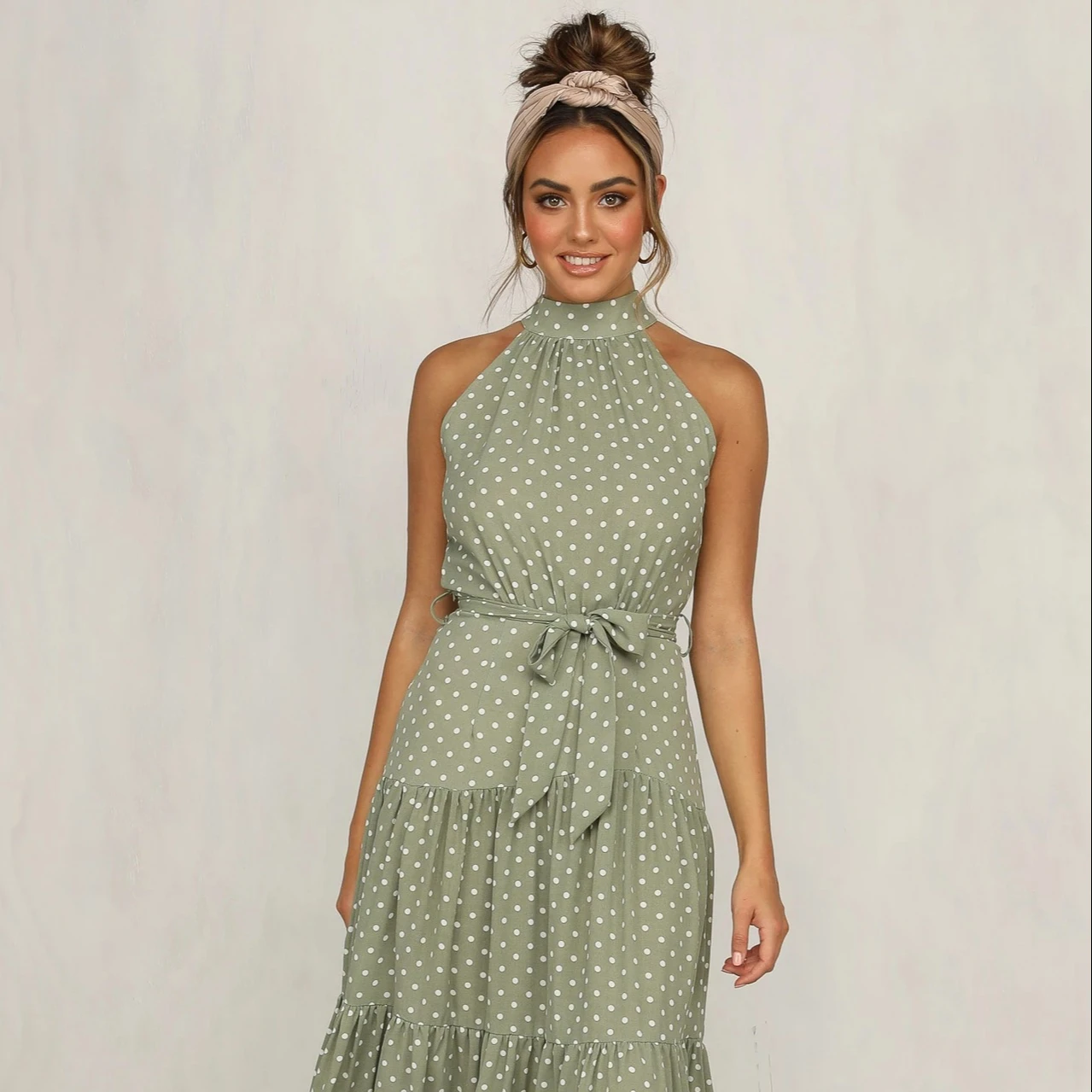 Cyalaa KD284 # Оптовая весенне-Летняя женская элегантная повседневная одежда в горошек с круглым воротником со средней талией без рукавов с воланами и полным шлейфом