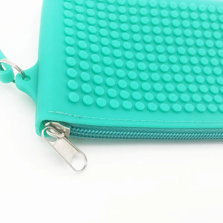 
Customized Logo Pixel Kids DIY Puzzle Zipper School Silicone Pencil Pouch 