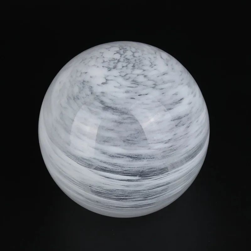 Manufacturer direct selling iron triangle cloud table lamp modern simple creative table lamp spherical table lamp