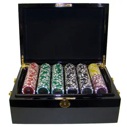 500 Las Vegas Poker Chips with Mahogany Case