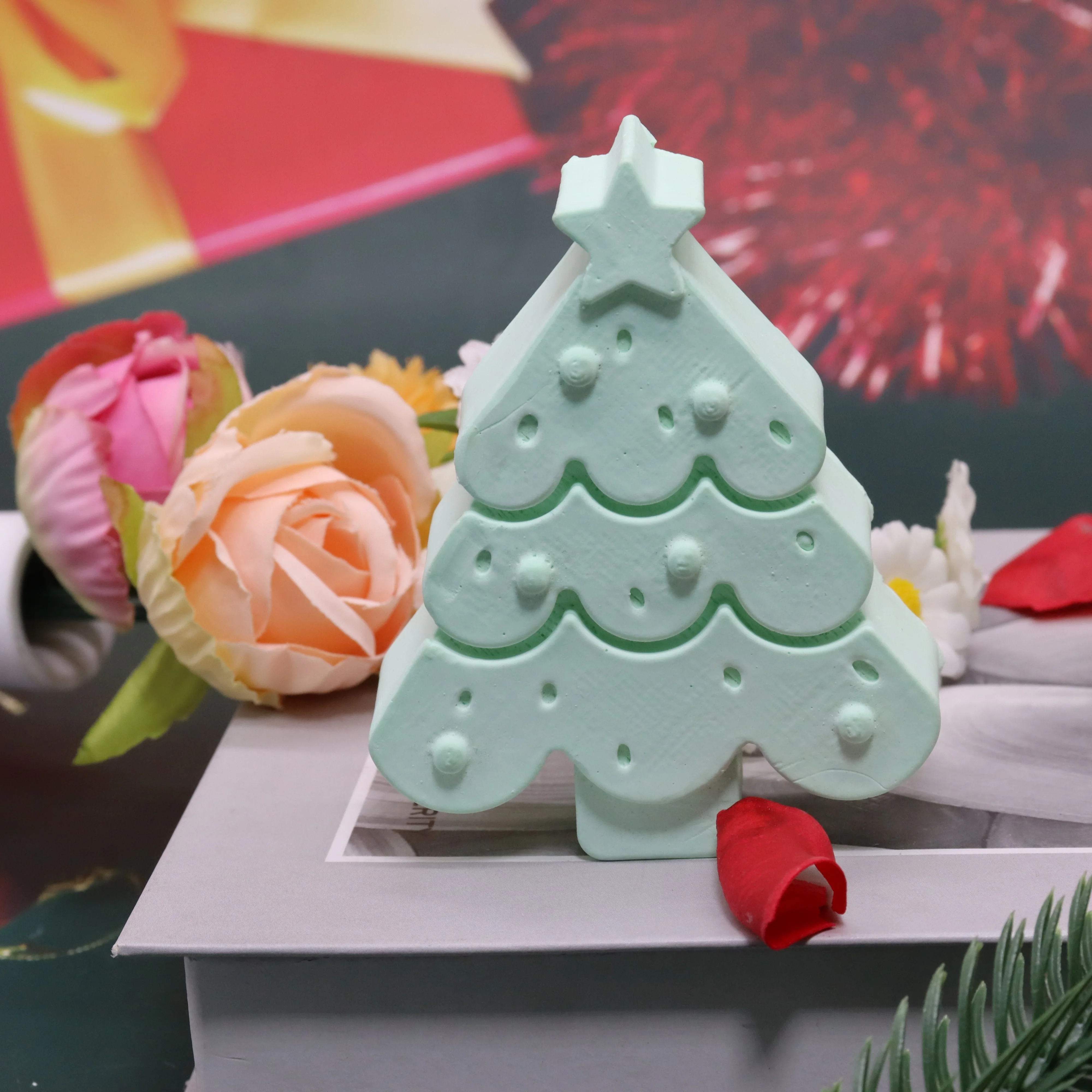 2024 Hanging Mini Christmas Tree Gypsum Powder Diffuser Fragrant  Aroma Stone Air Freshener For Home Decoration