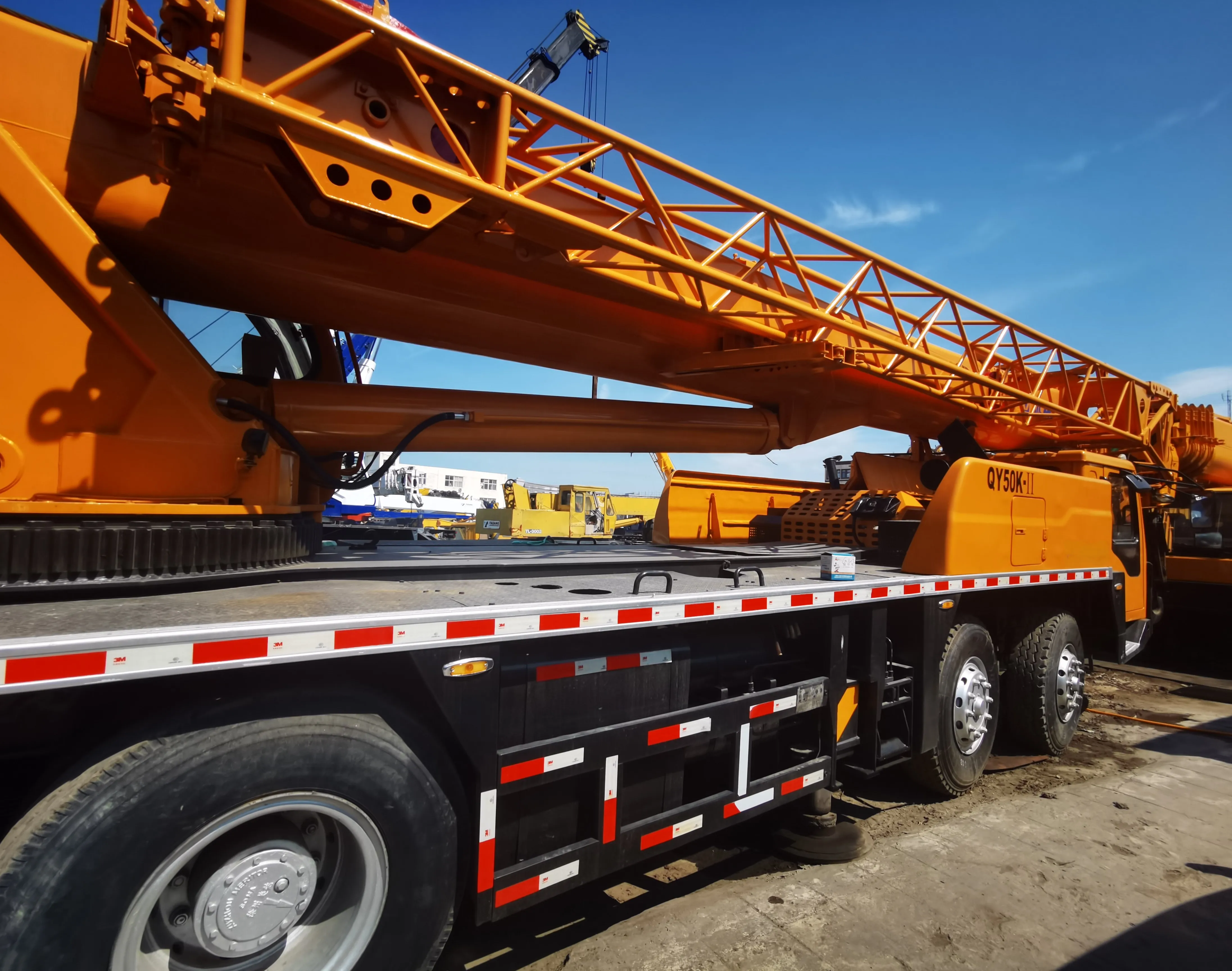 High Quality 2020 Used QY 50K-II Truck Crane 50 Ton Wheel 247kw Diesel Engine 100 Ton Max Lifting Pump Motor Cheap Sale China