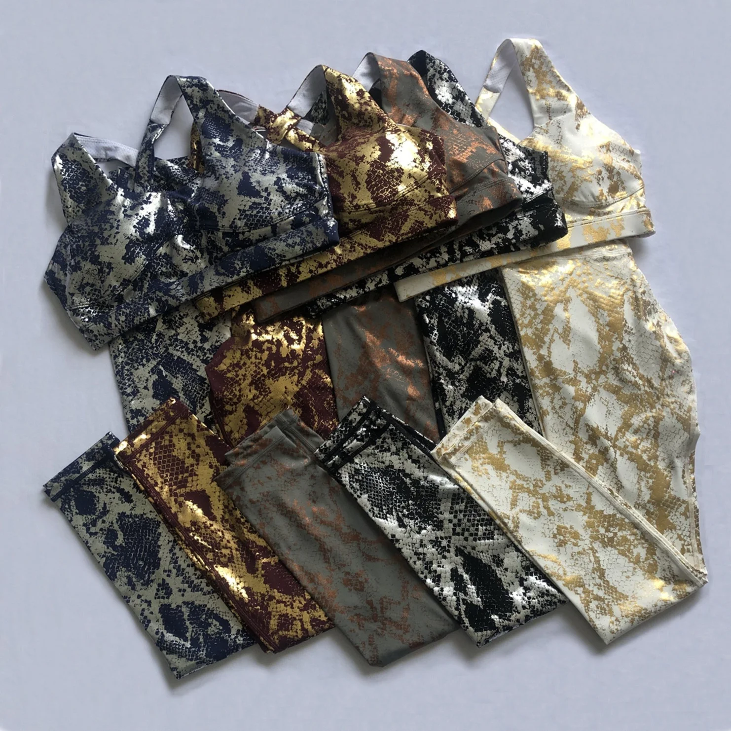 Fashion Snake Skin Yoga Sets Lady 2PC Sexy Metallic Print Bra And Pant Workout Running Suit Gym Fitness Yoga Set for Women