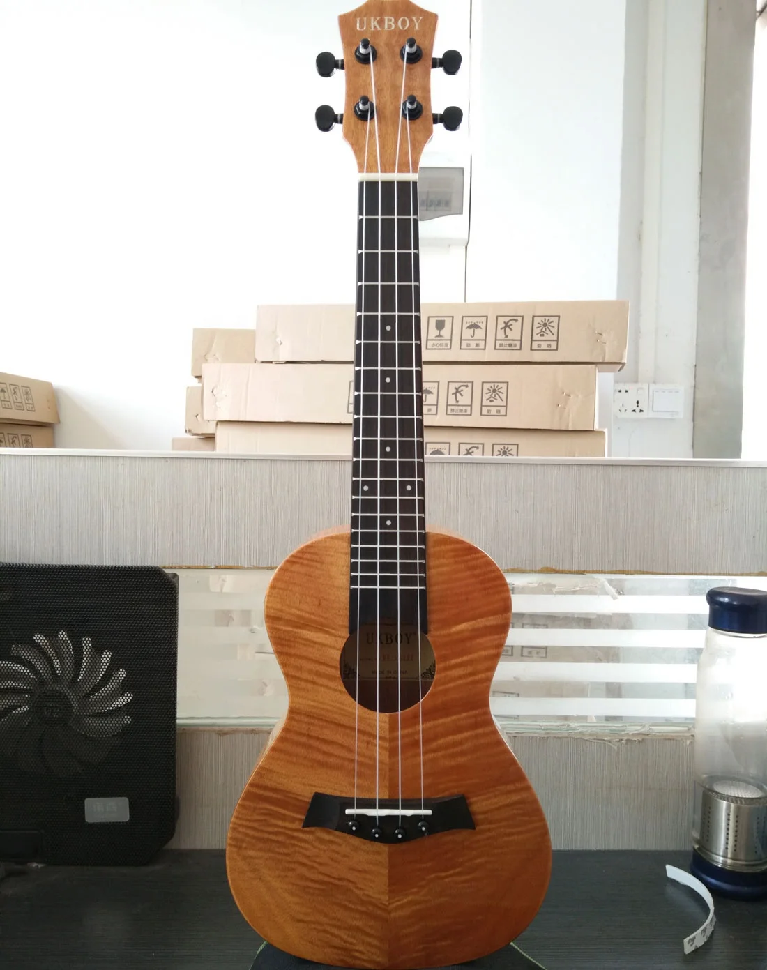 23 Inch Ukulele Concert Wooden Musical Instrument Tiger Texture Mahogany Ukulele