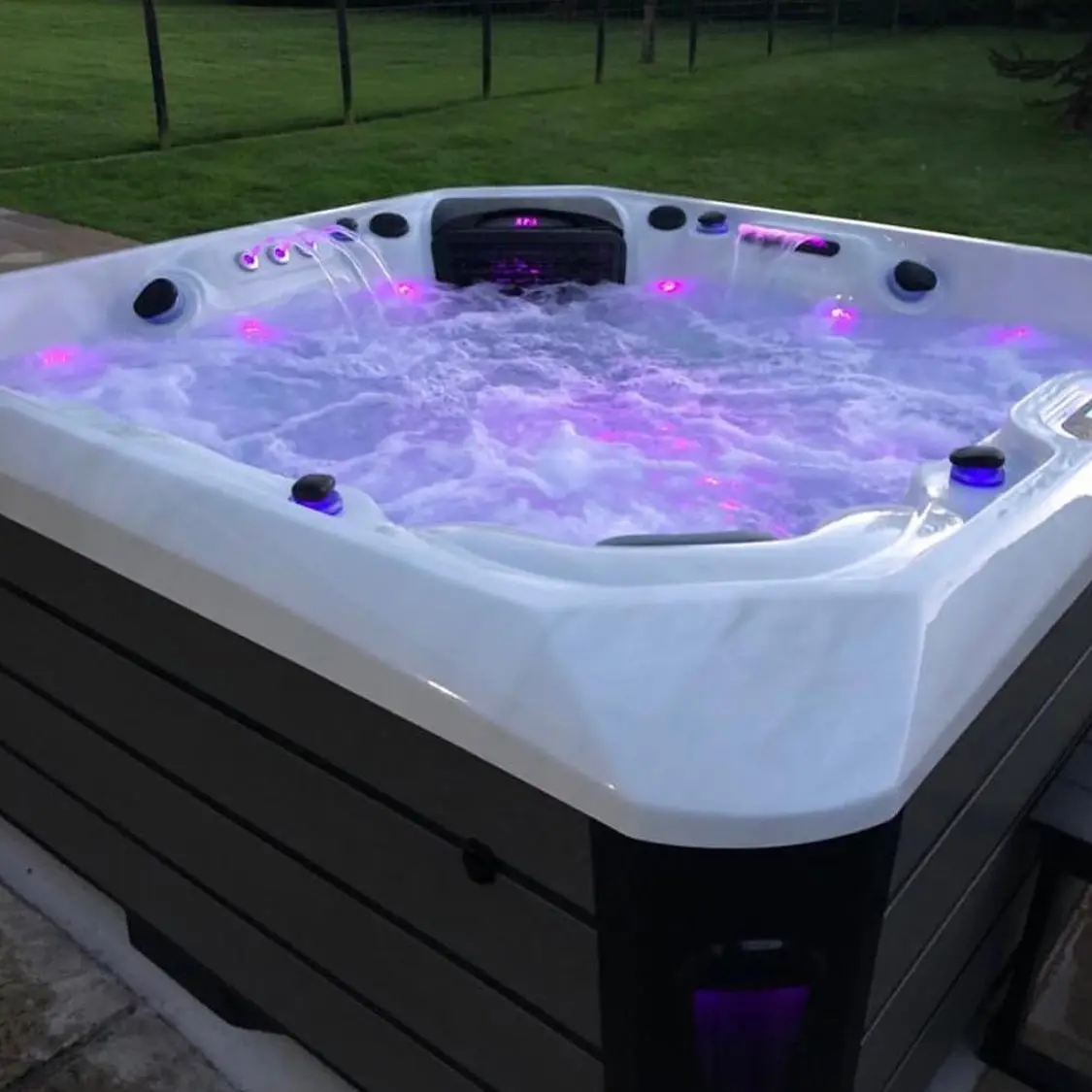 Sunrans 6 Person Whirlpool Massage Spa Bathtub Outdoor Acrylic Luxury Hot Tub For Backyard With Touchscreen Panel