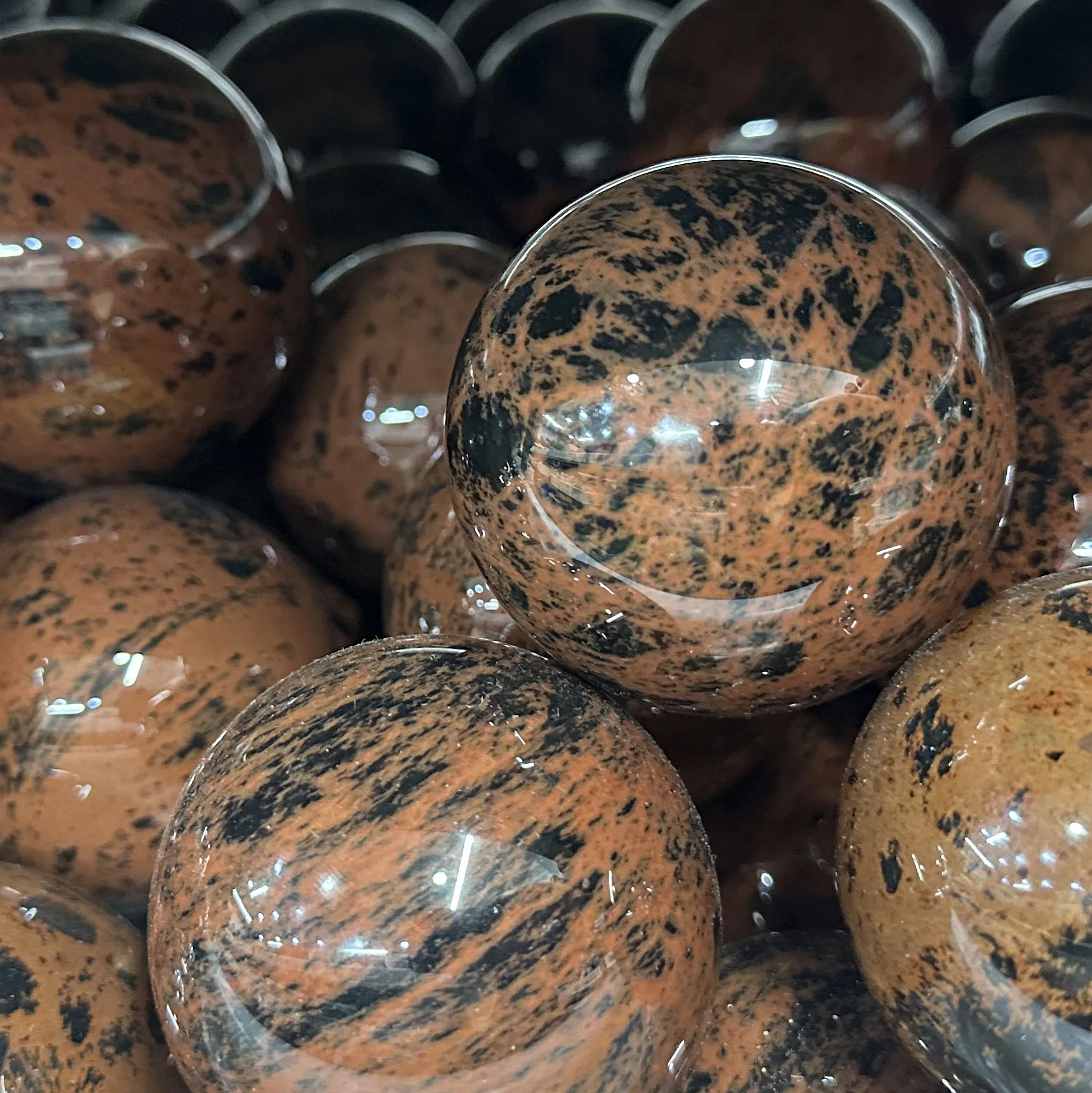 Wholesale red obsidian stone quartz crystal johnstonotite spheres ball crafts stone gifts for decoration