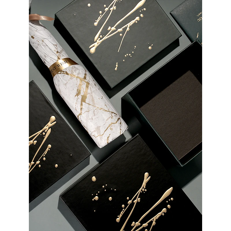 Ready to ship low moq luxury gift boxes bump bronzing gift paper box custom available