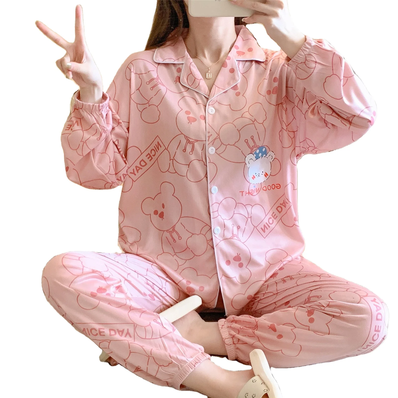 Hot selling Amazon Supplier ladies cartoon print milk silk whole pajamas long sleeve sleepwear women two piece sets