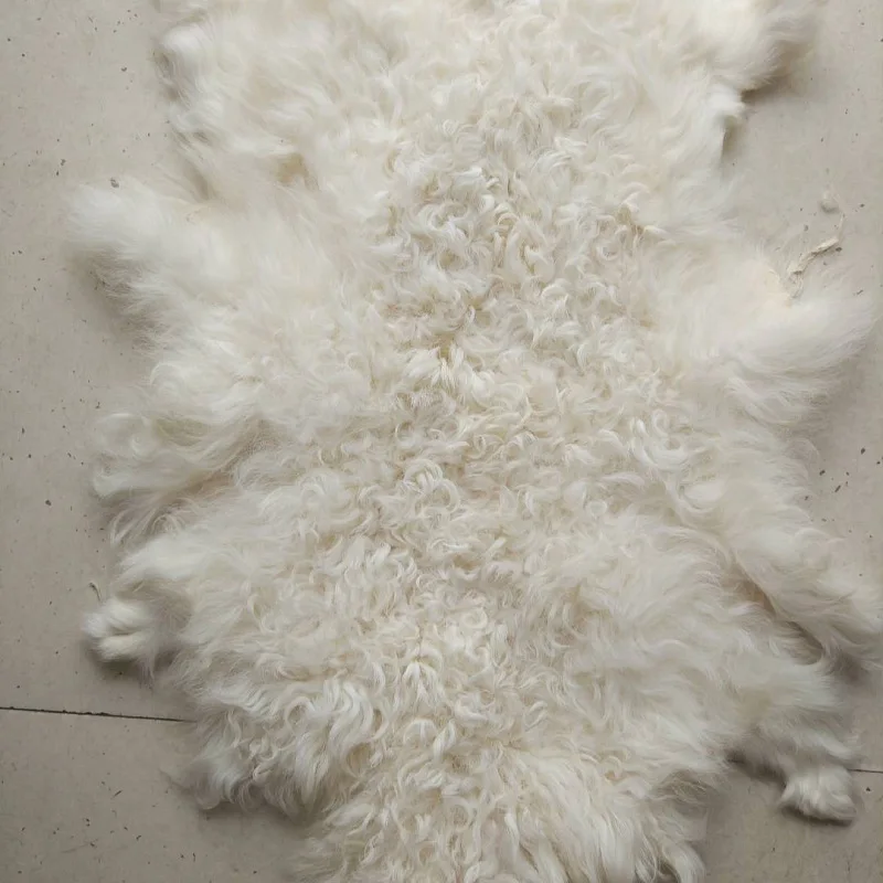The whole piece sheepskin lamb wool fur