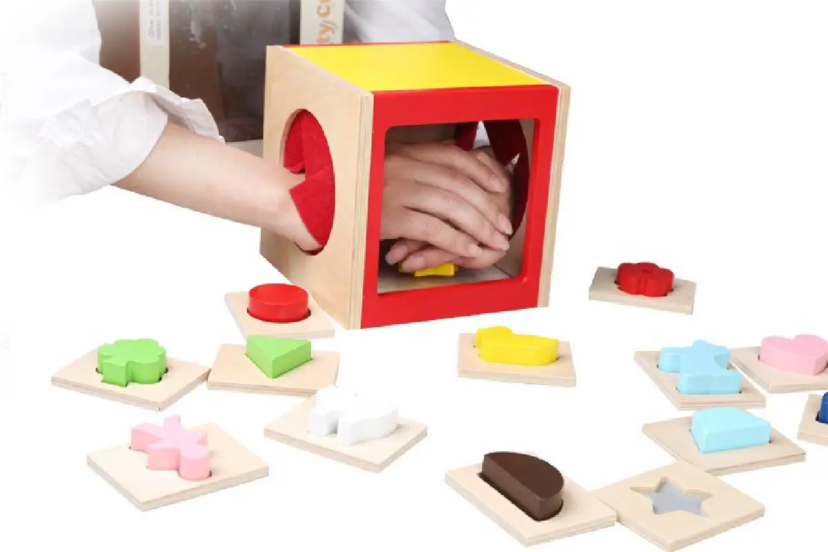 New Montessori Blind Box Geometric Wood Shape Sorter Toy Kids Toy Touch Guessing Wooden Toys For Babies