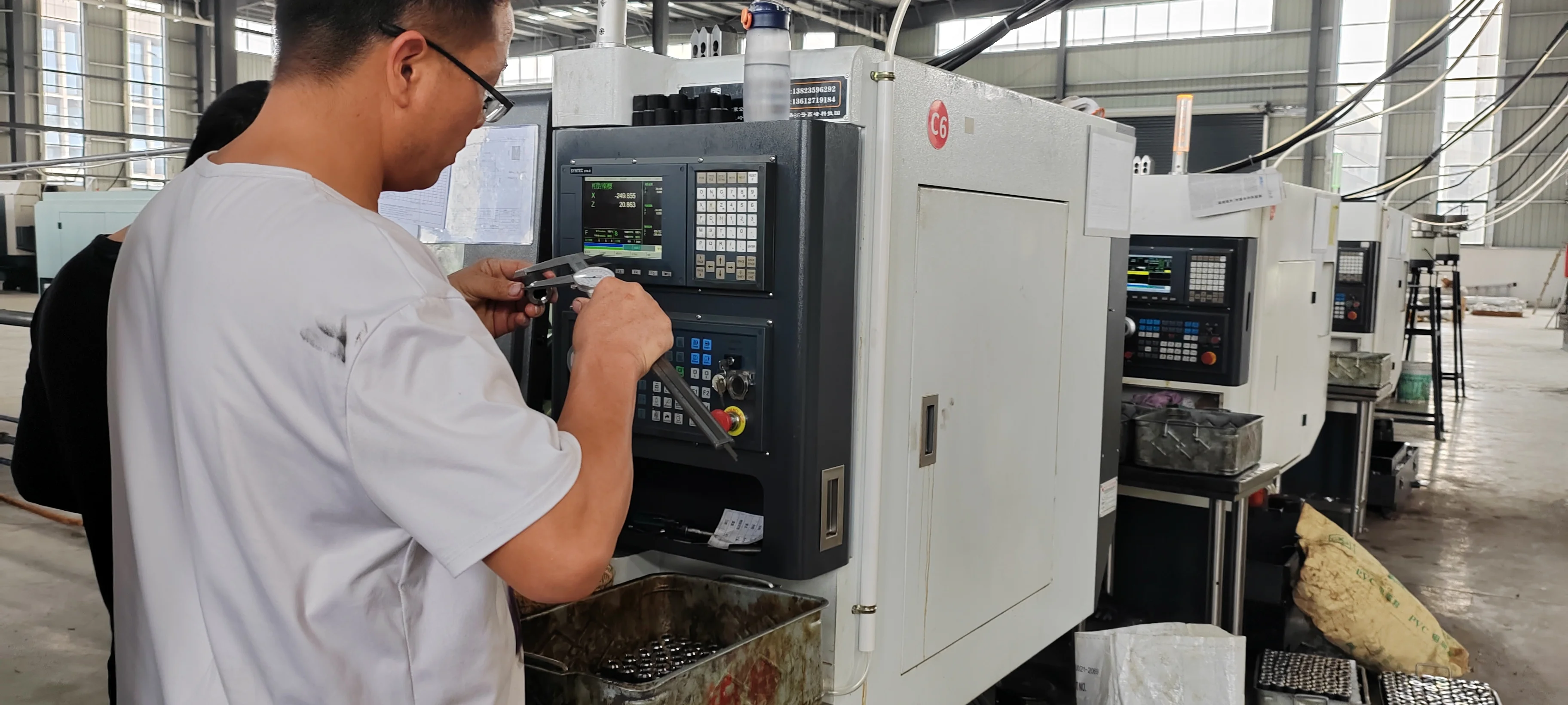 Cost Price Hexagon Flange Locked Nut M14-1.5 Hex torx  Prevailing Torque Lock Nut Car Wheel Anti Theft Nuts