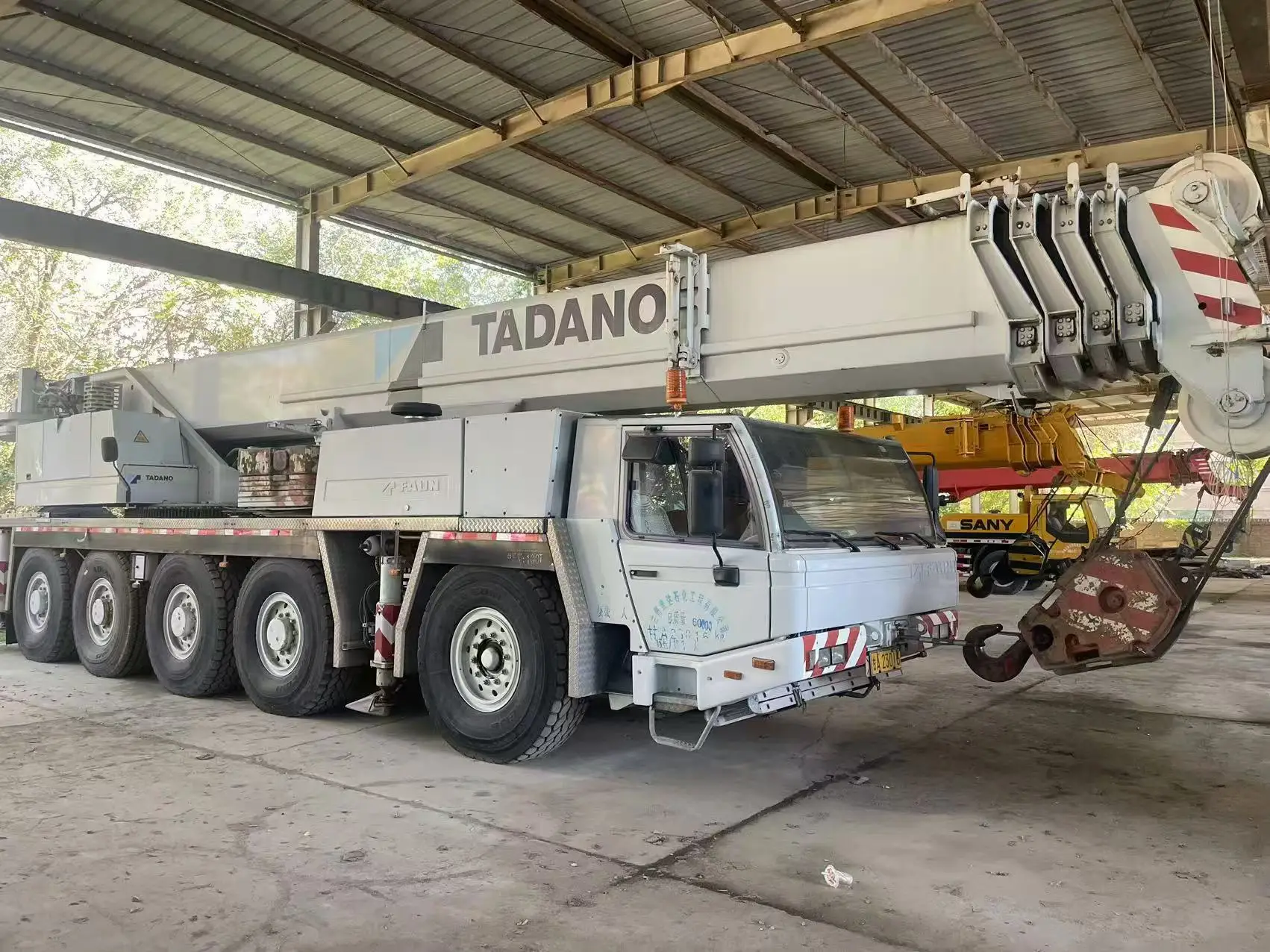 Original Japan used Tadano 100-5 Crane with high cost-effective Good Condition Hydraulic Truck Crane For Sale Year 2016