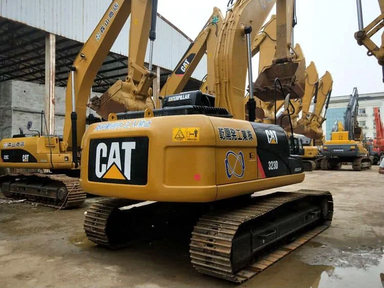 Hot selling good performance small displacement heavy duty used Cat 323D hydraulic crawler caterpillar excavator for sale