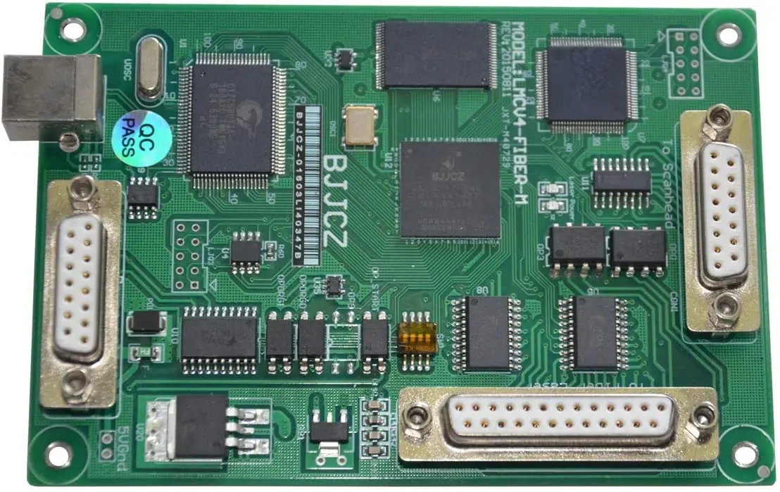 High accuracy 50W auto focus laser marking machine for jewelry firearm metal engraving laser engraving machine