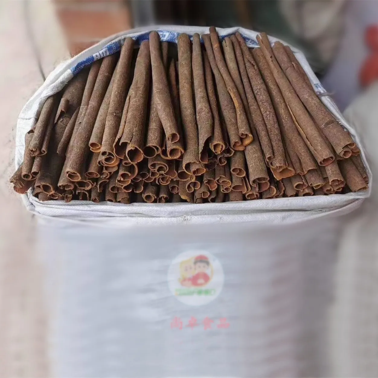 100% purity Dried Cinnamon whole herbs Cinnamon bark Cinnamon split Broken wholesale price directly from Manufacture