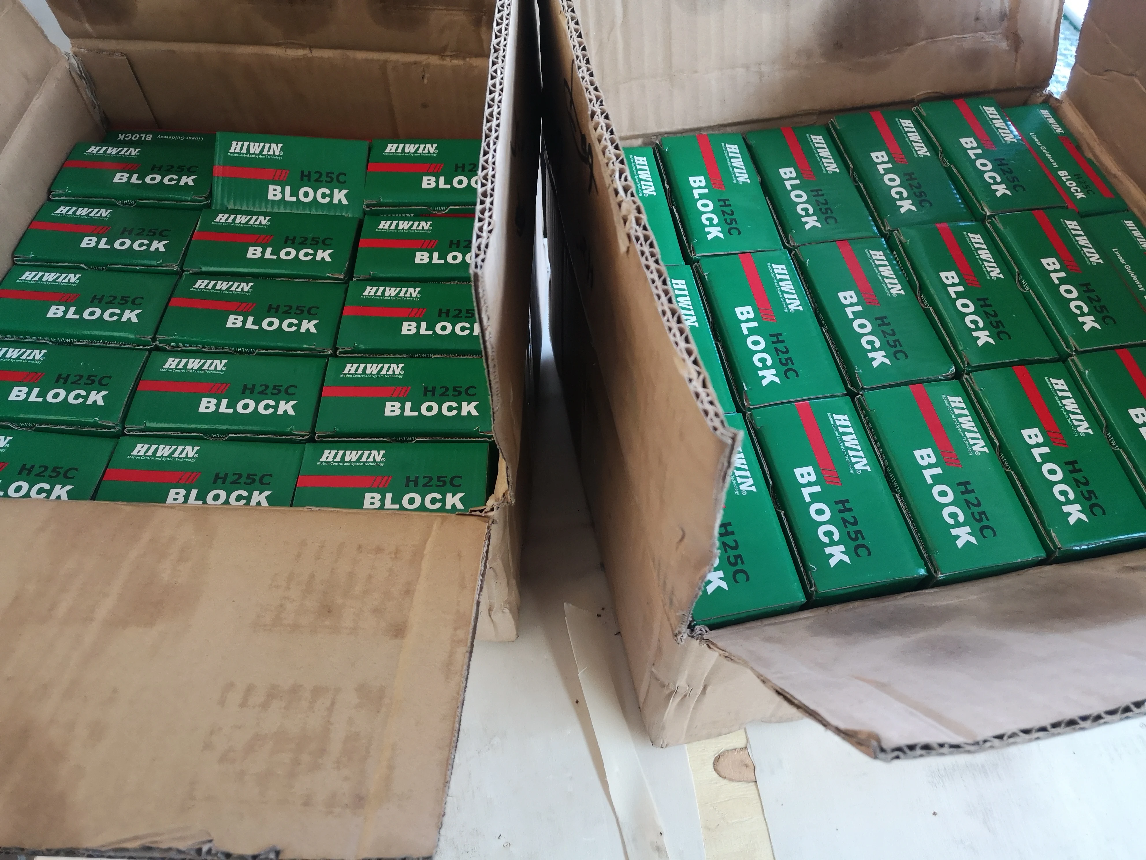 hgr15 hgr20 hg20 hgh20ca hgh25ca 25mm hg25 hgh25 linear motion guide slider block bearing rail cnc 1200mm 1500mm 2000mm