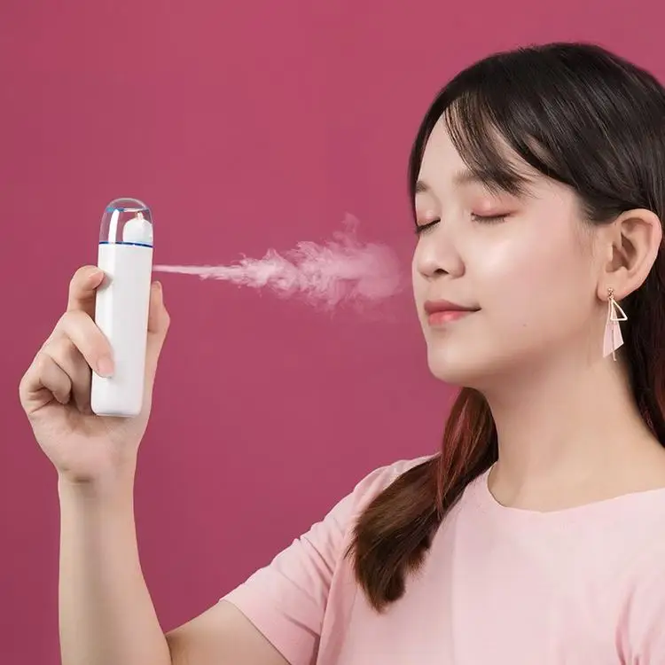 
Mini Humidifier Diffuser Nano Face Spray Mist Sprayer Facial Body Steamer Moisturizing Humidifier Skin Care with Cute Bear 