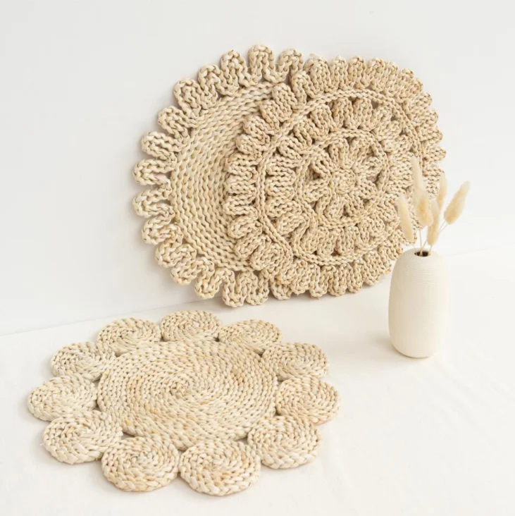  Natural Color Rattan Tablemat Hollow Wicker Charger Plates for Holiday Christmas Kitchen Table Mat Round Woven