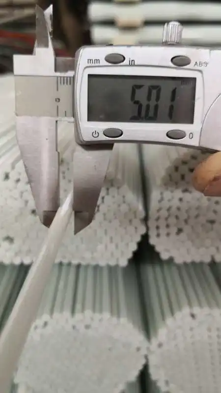 YULONG Factory 3mm 4mm 5mm 6mm Flexible Taper Fiberglass Plastic Rods for Tent Pole