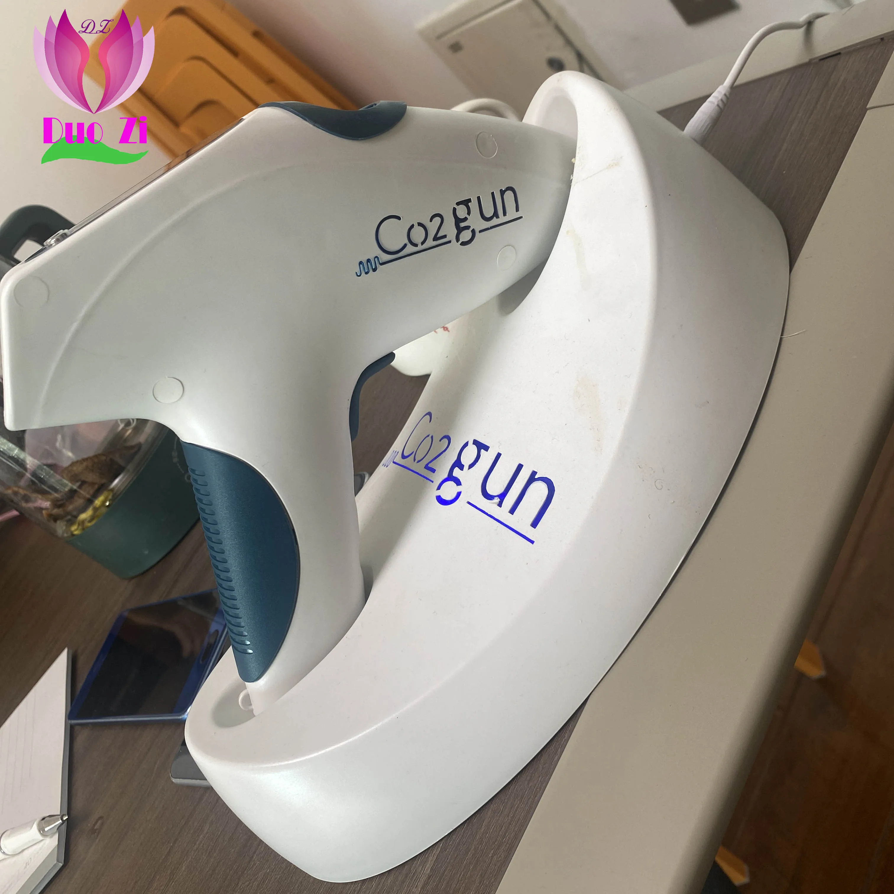 Duozi Factory   CO2 gun gas therapy cryo lift cartridge whiten wrinkle serums no needle mesotheapy  gun CO2 Meso beauty gun