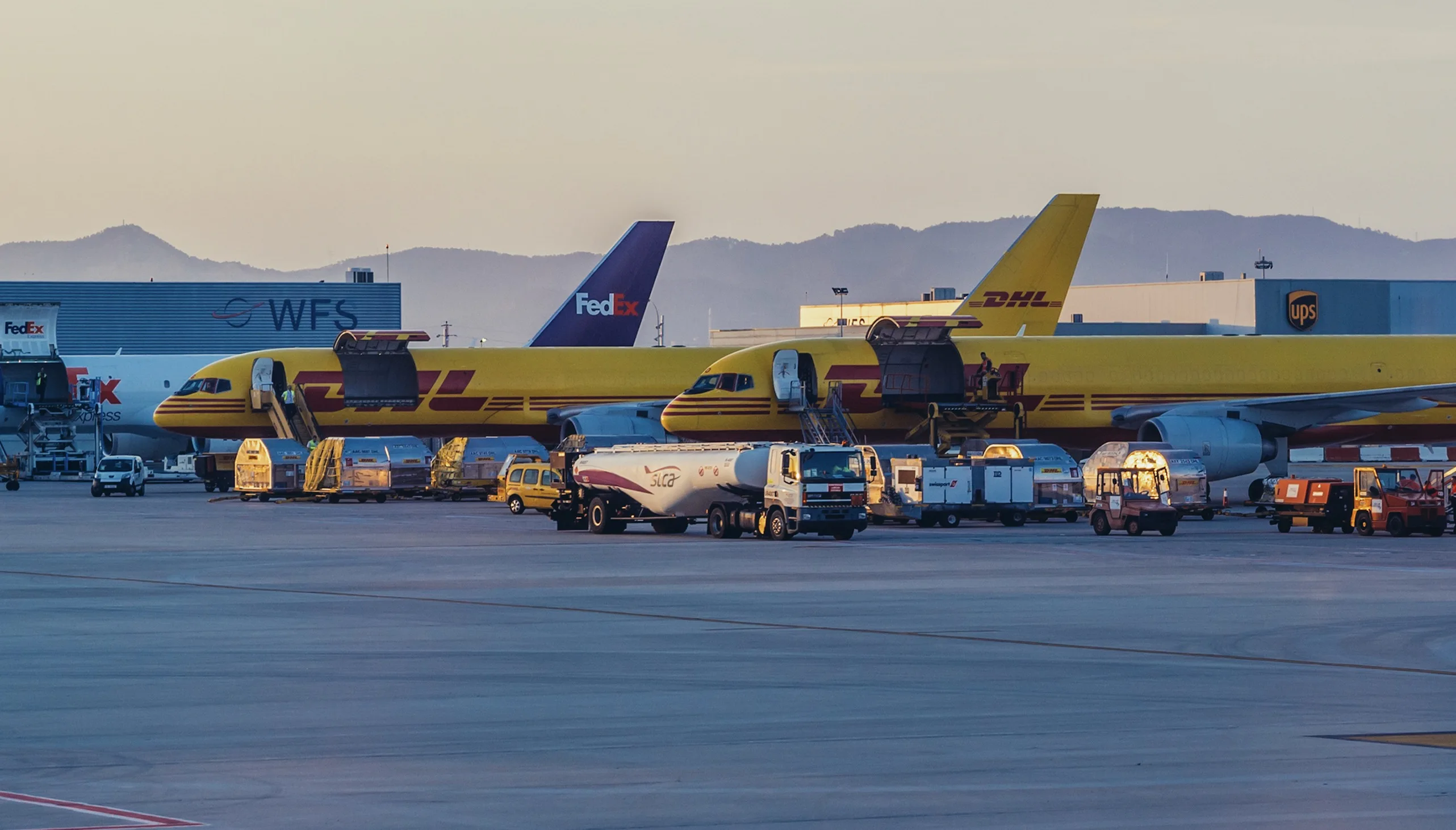 COSCO freight forwarder shipping agent in Shenzhen China to India