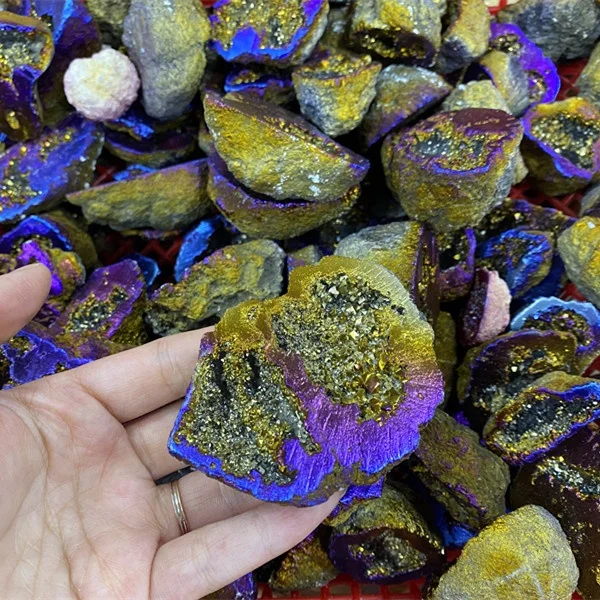 Wholesale Angel Aura Quartz Agate Geode Druzy Stone Moroccan Crystal Geodes For Decoration