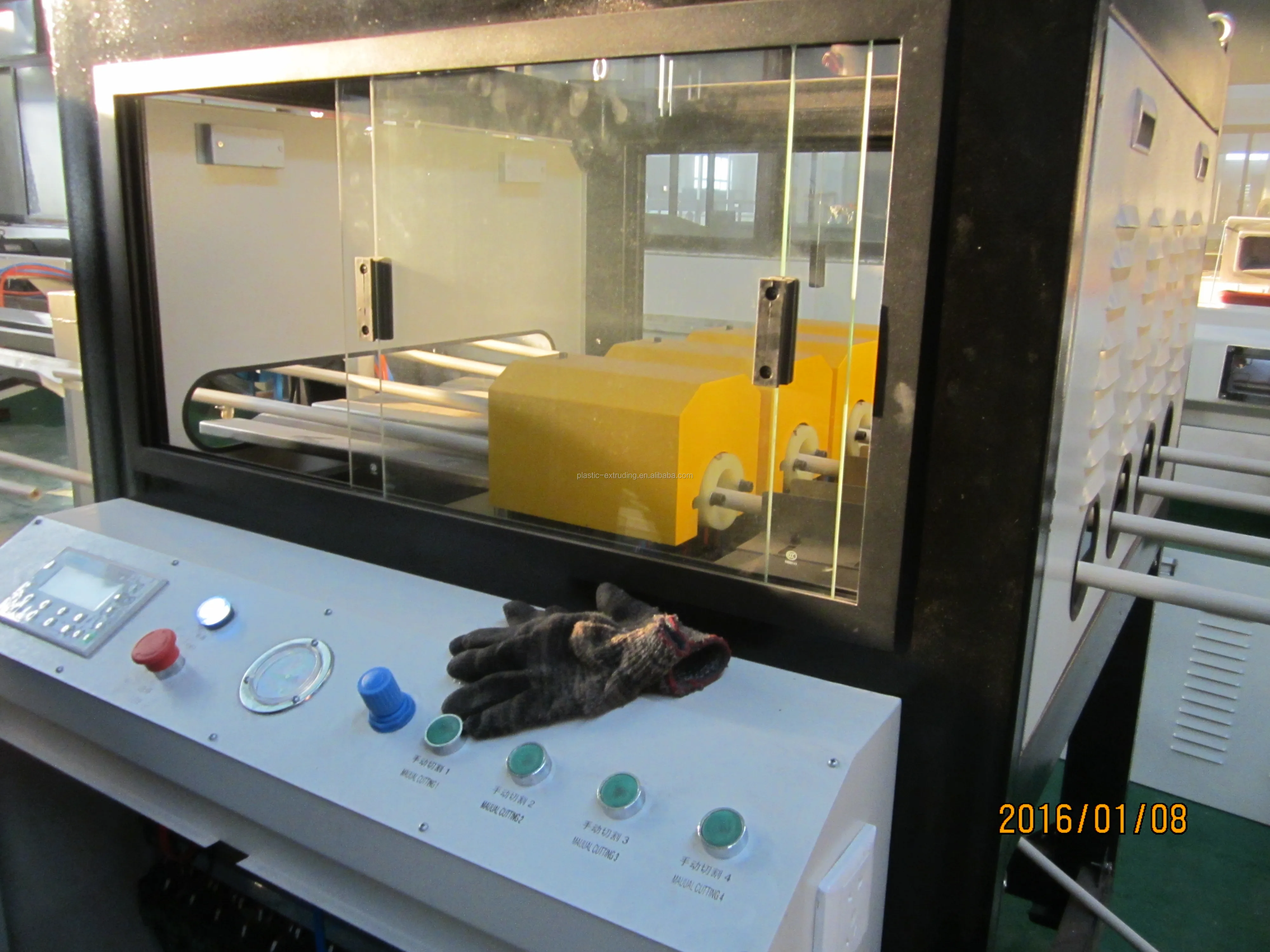 16-32mm four outlet PVC conduit pipe making machine PVC four cavity electric cables pipe extrusion production line