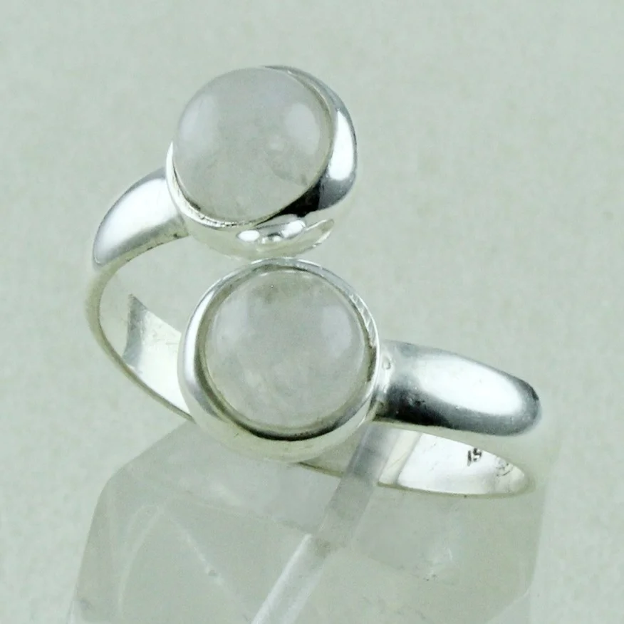 Unique Round Shape Rainbow Moonstone 925 Sterling Silver Adjustable Ring Jewelry