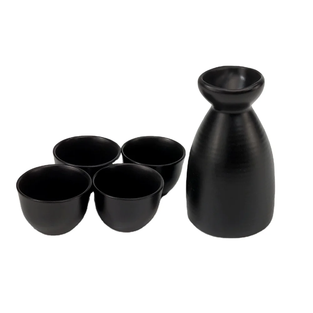 Black Wine Serving Ochoko Cup Japanese Sake Bottle Set of 4 Minimalist Giveaways Sake Set Traditional Ceramics