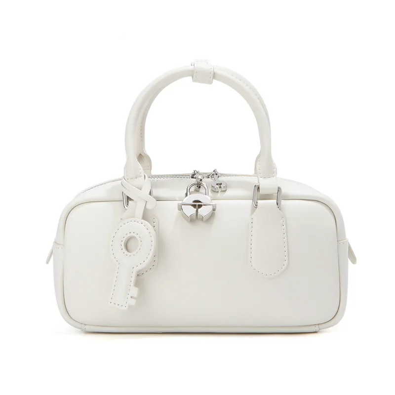 2024 New Niche Black Genuine Leather Tote Handbag for Women Small Portable with Cotton Lining and Two Handles Lady Style