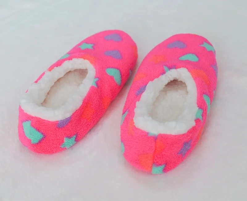 Women Winter Non Slip Girl Knitted Winter Warm Cozy Indoor Floor Home Crew Fuzzy Cute Print  Soft Cozy Slipper Socks With Grip