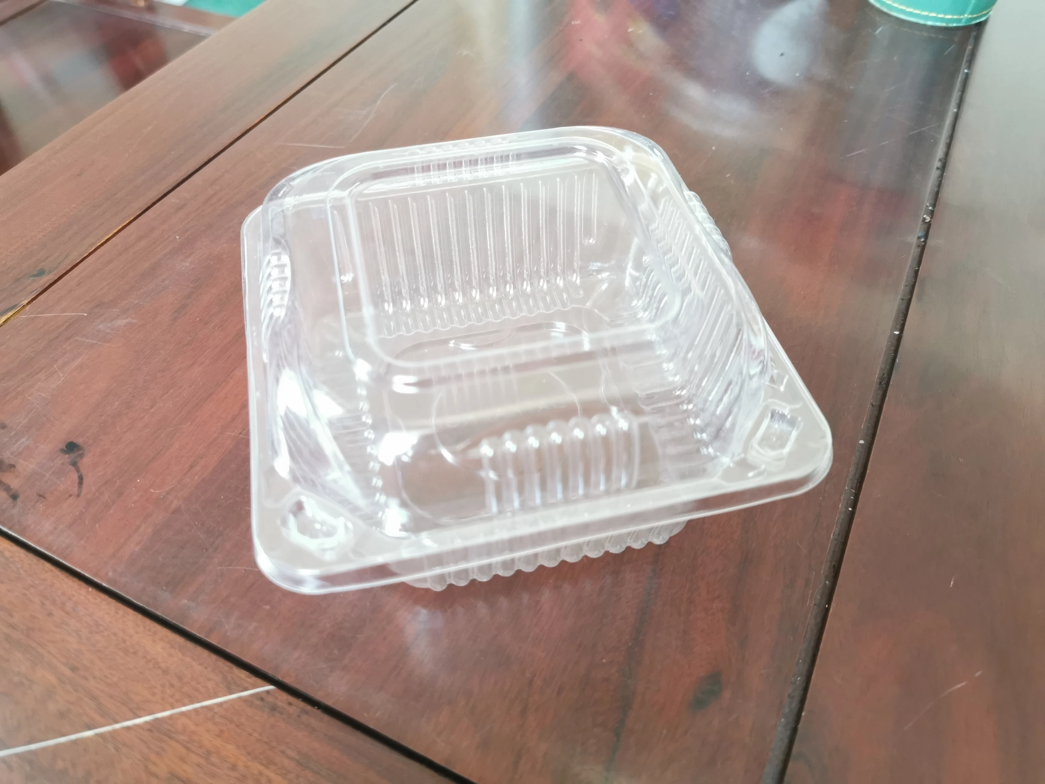 Disposable Fully-automatic PS foam food container/box Production line/EPS foam lunch box vacuum thermoforming machine