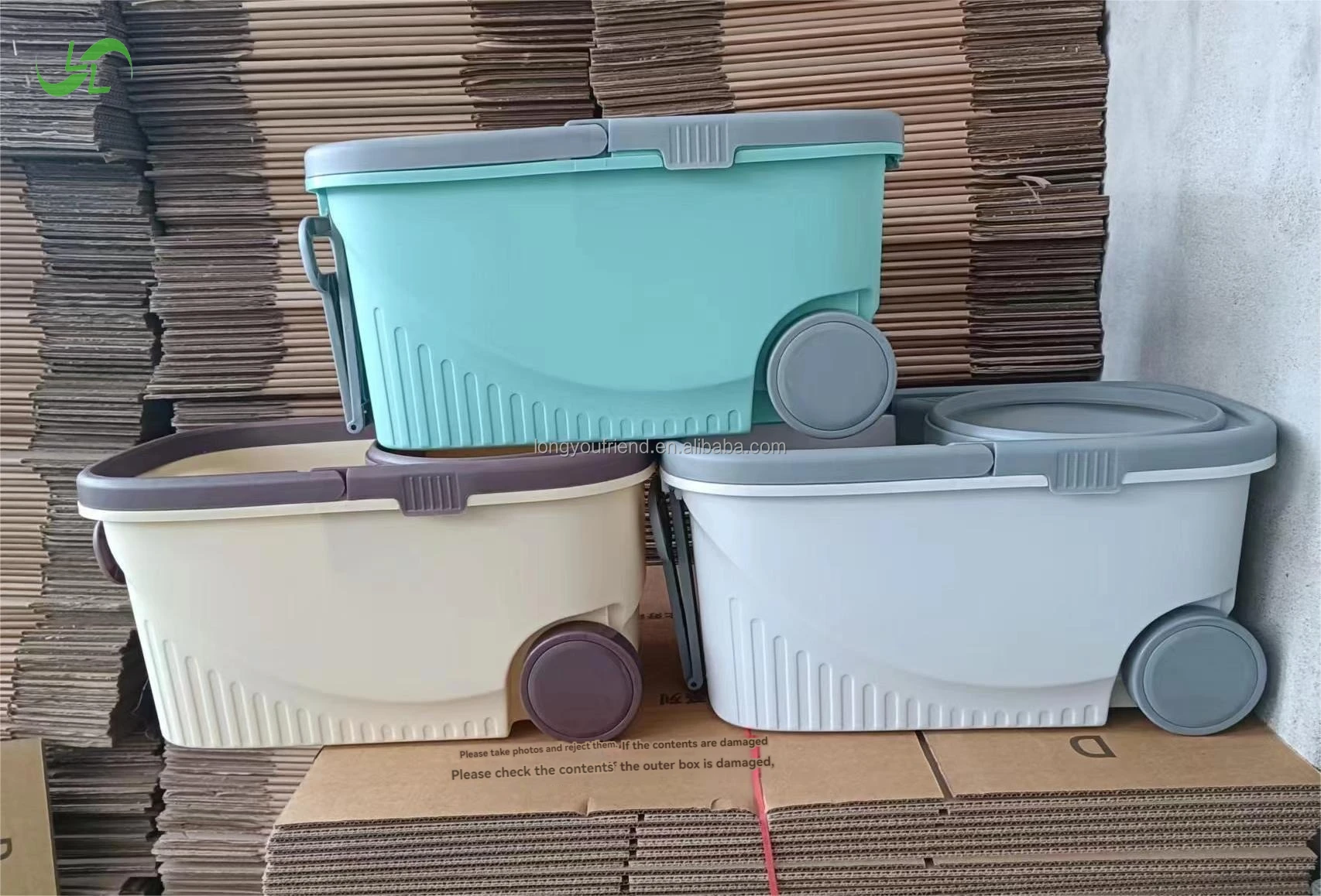 Microfiber Self-Cleaning Floor Mop Bucket Set With Easy Operation Plastic Head and Wheels for Living Room String Mop