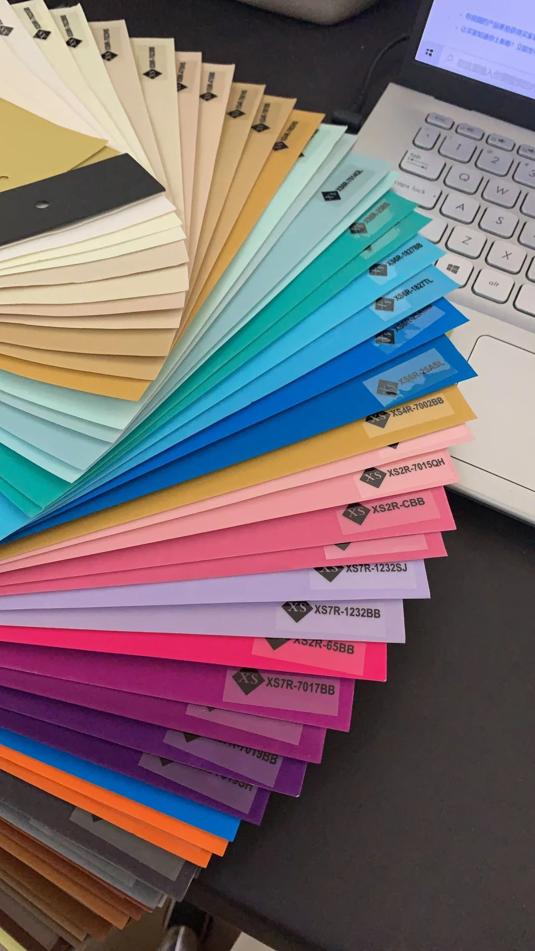 paste-pic-dp_uuid_h0g72