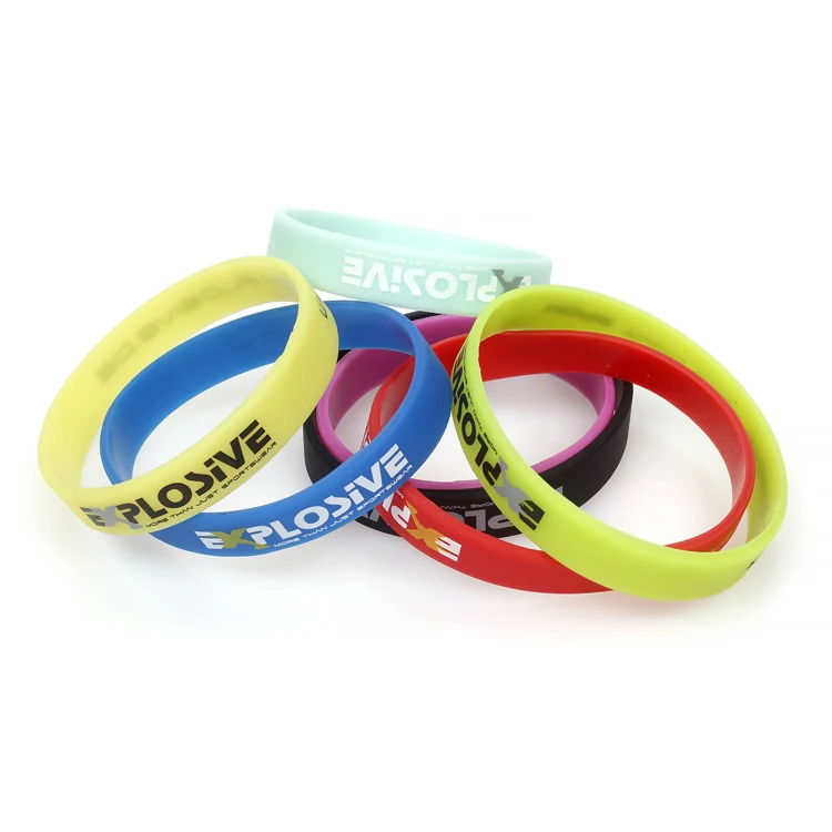 Wholesale Personalized Customized Silicone Wrist Bands Trendy Promotion Rubber Silicone Bracelet