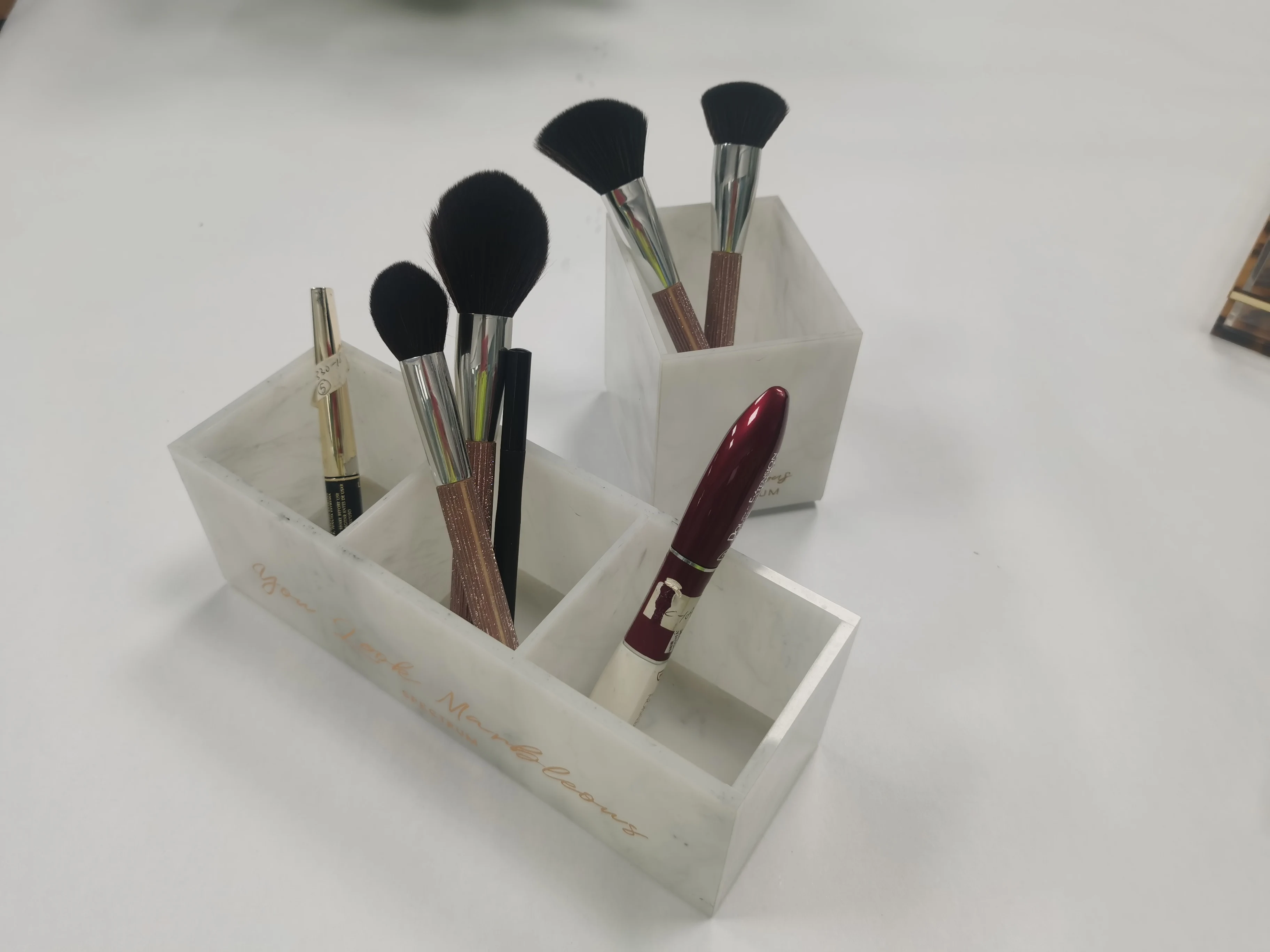 Clear Acrylic Pencil Pen Holder Cup,Acrylic Makeup Organizer, Makeup Brush Holder Acrylic Desk Accessories