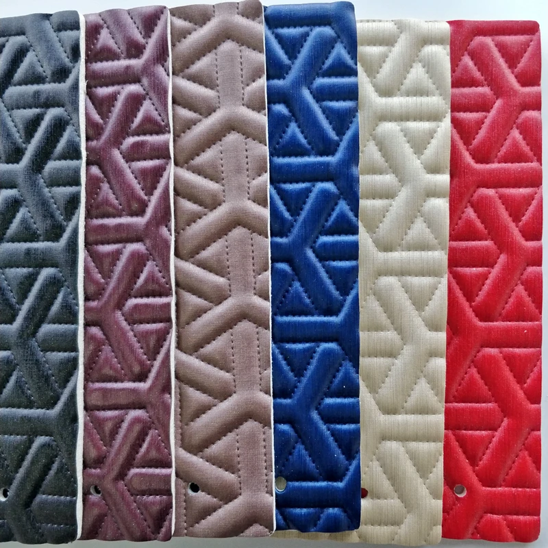 2023 No Embroidery Non-Toxic Scratch-Resistant Triangular Factory Fashionable Leather Car Mat