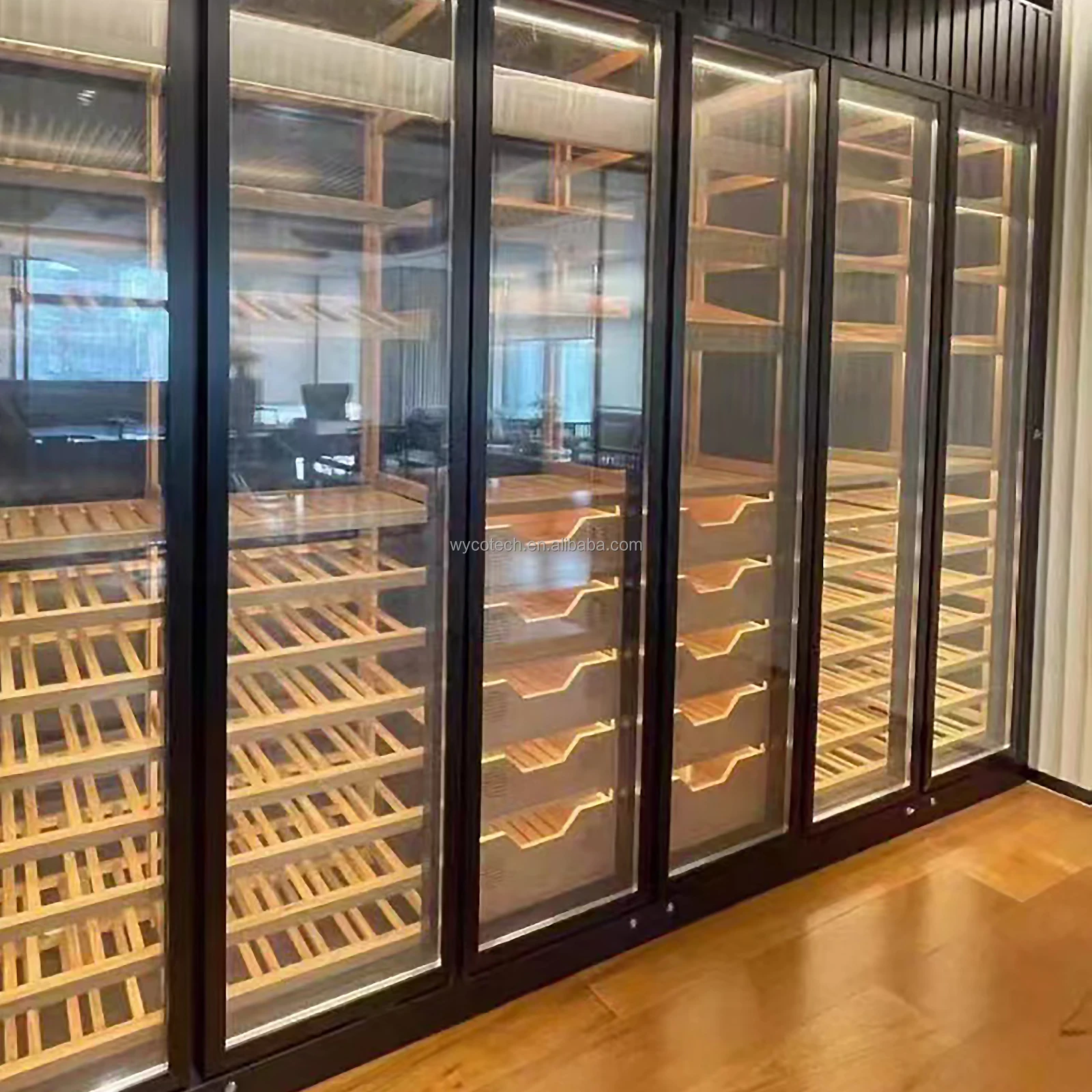 Real Constant Humidity and Temperature Customized Spain Cedar Wood Cigar Humidor Machine Modern Electric Humidor Cigars Cabinets