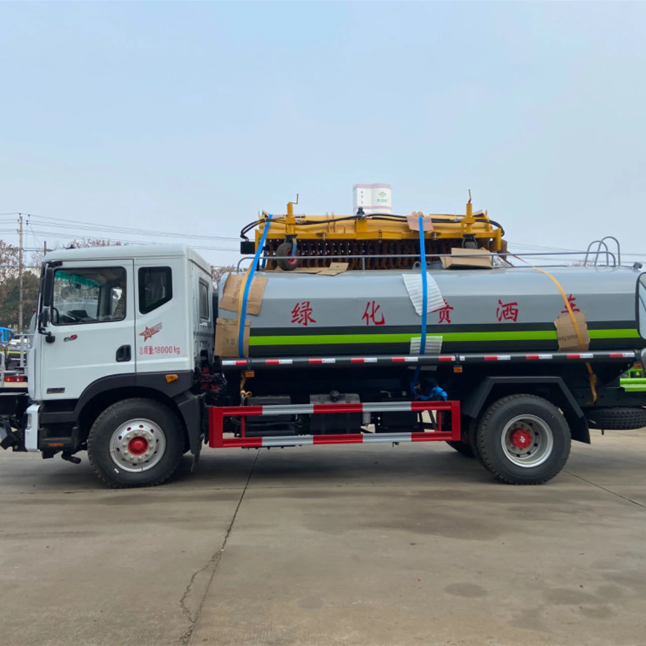 DONGFENG 4x2 195-230 л.с. 15000 литровый резервуар для воды грузовик 15-тонный