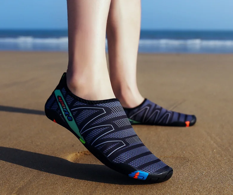 2024 Summer Women And Men New Mesh Outdoor Hiking Shoe Casual Printing Water Proof Shoes Light Breathable Water Shoes