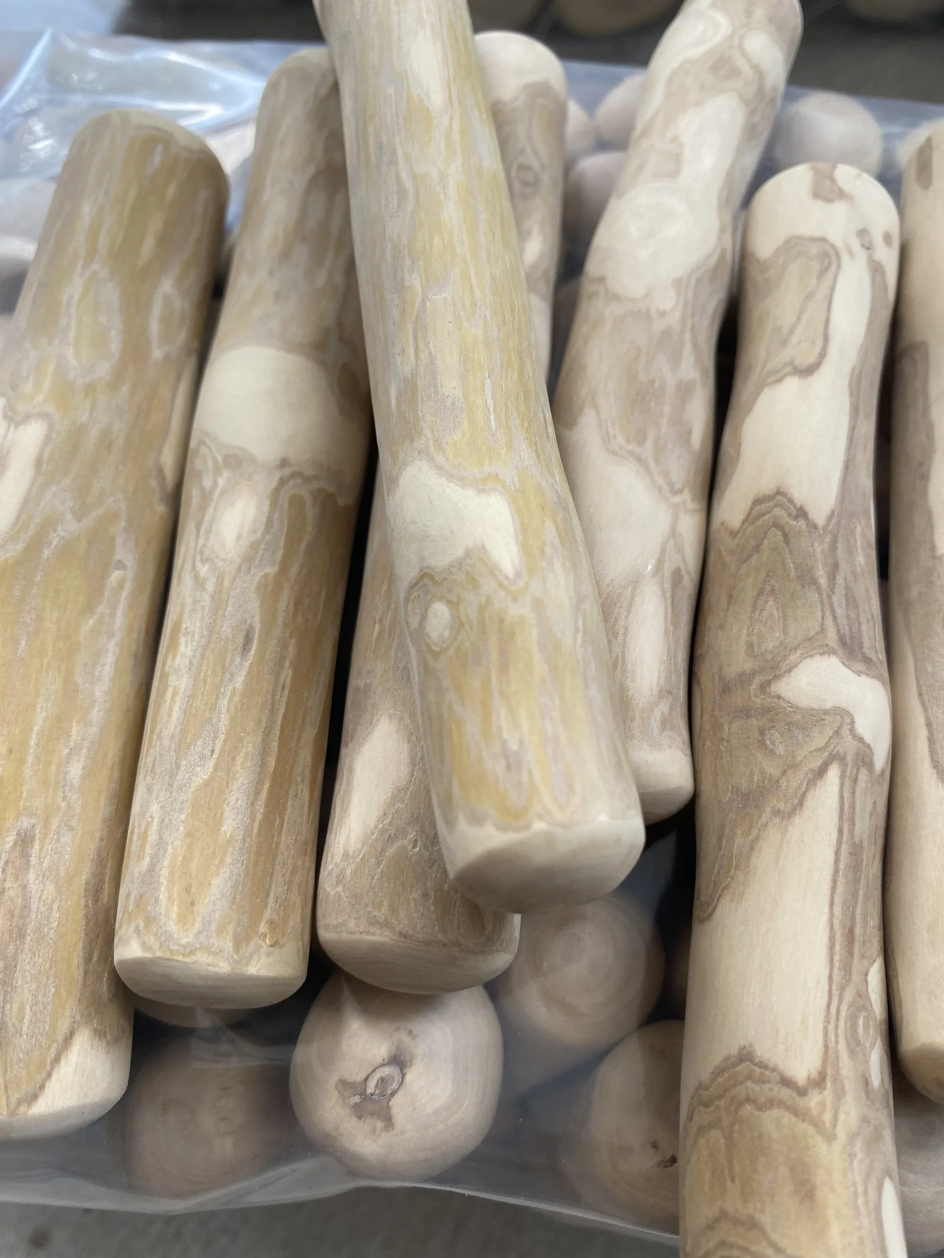 Big Sale PET Chew Wood Coffee  DOG SQUASH Sticks Toy From Viet Nam