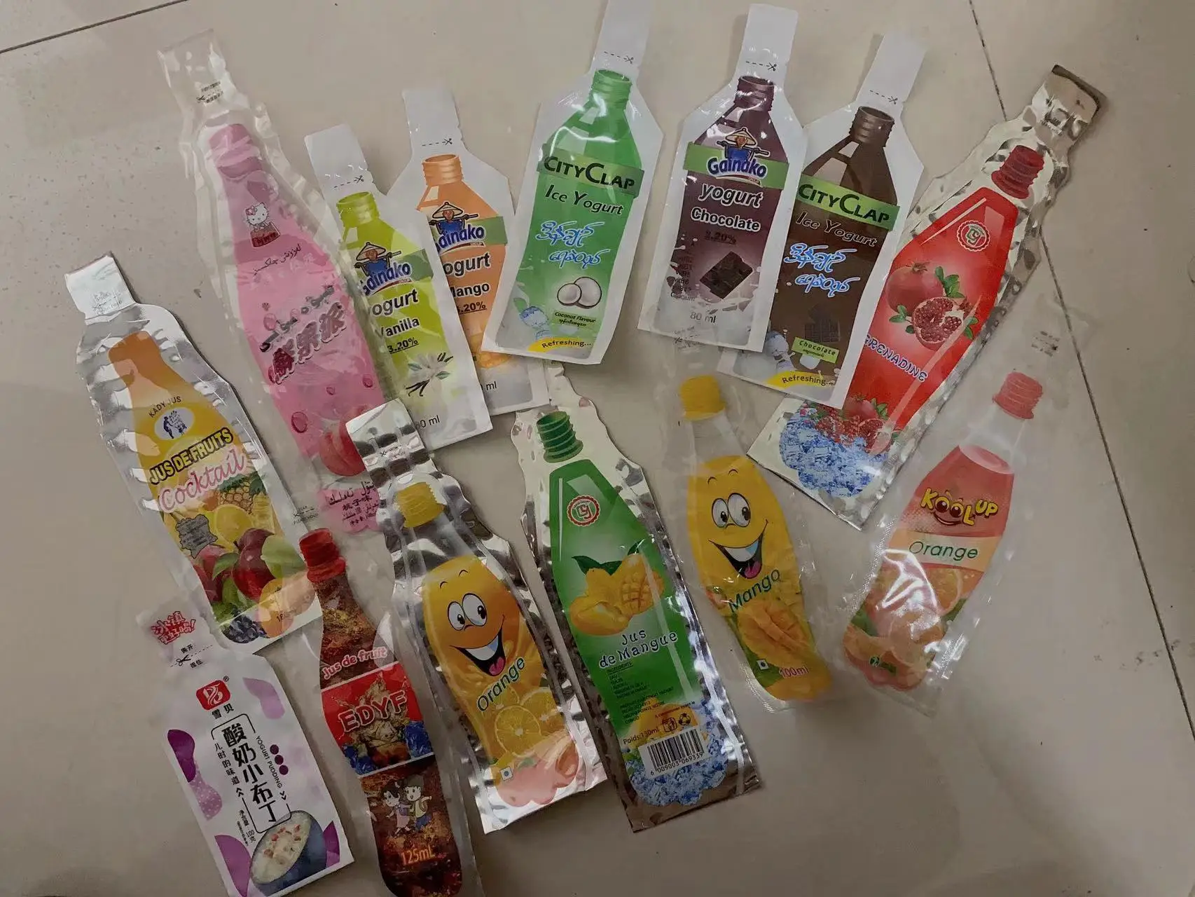 Special Bottle Shaped Pouch Beverage Injection Packing Bag Soft Plastic Yogurt Juice Pouch
