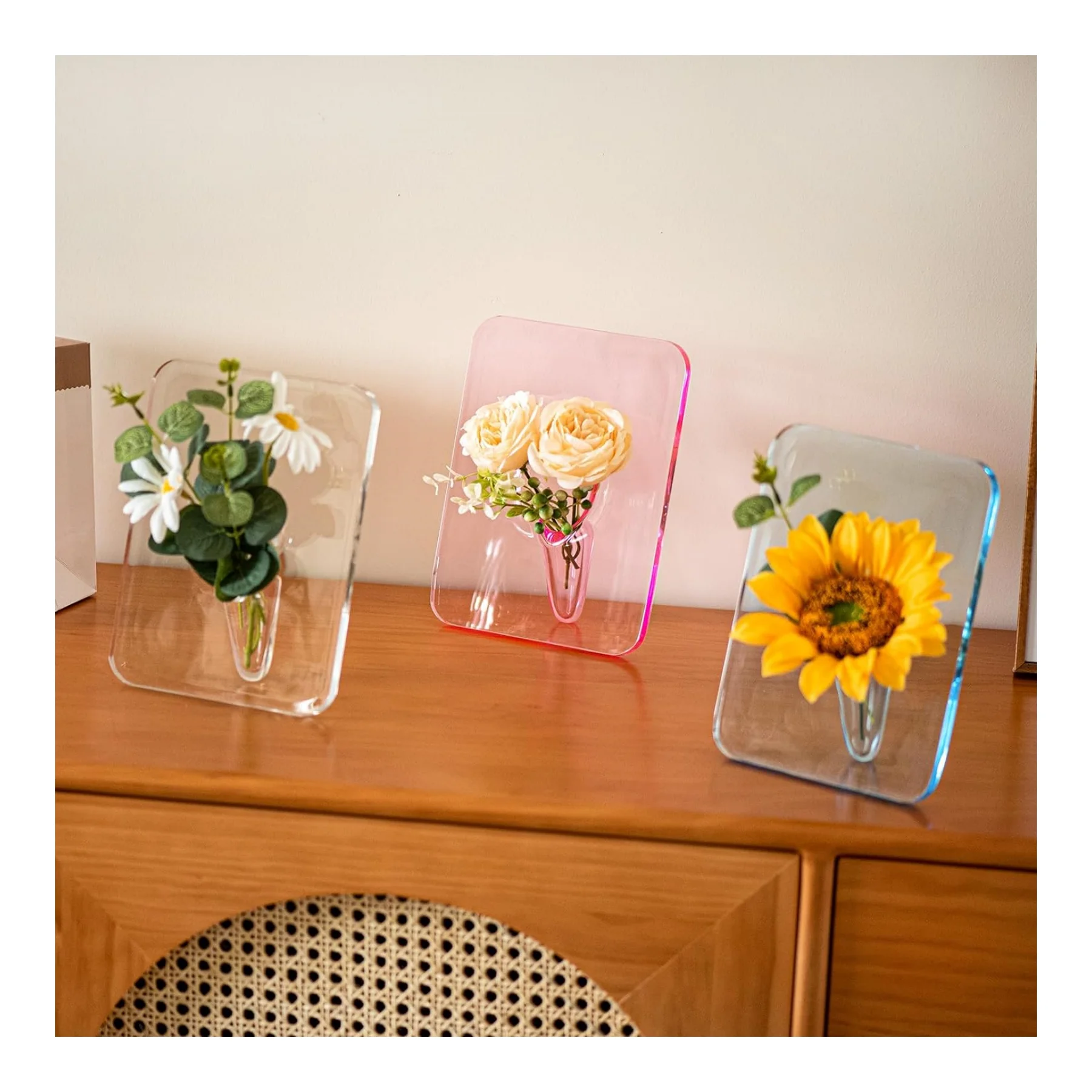 Clear Acrylic Photo Frame Shaped Flower Vase Aesthetic Small Acrylic Vase for Home Room Office Bookshelf Wedding Table Decor