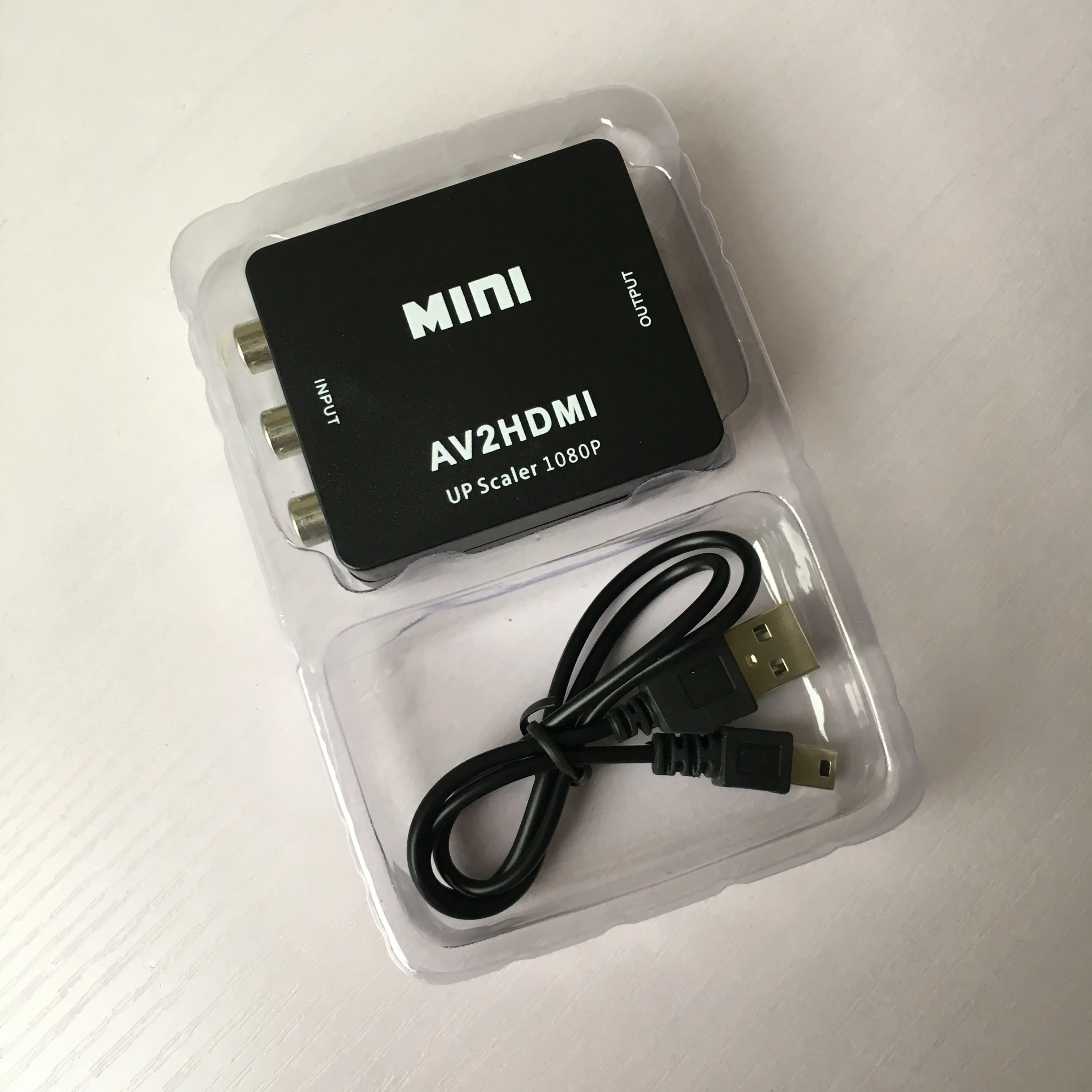Mini AV2HDMI Converter Composite RCA CVBS AV to HD-MI Converter Adapter UP Scaler 1080P