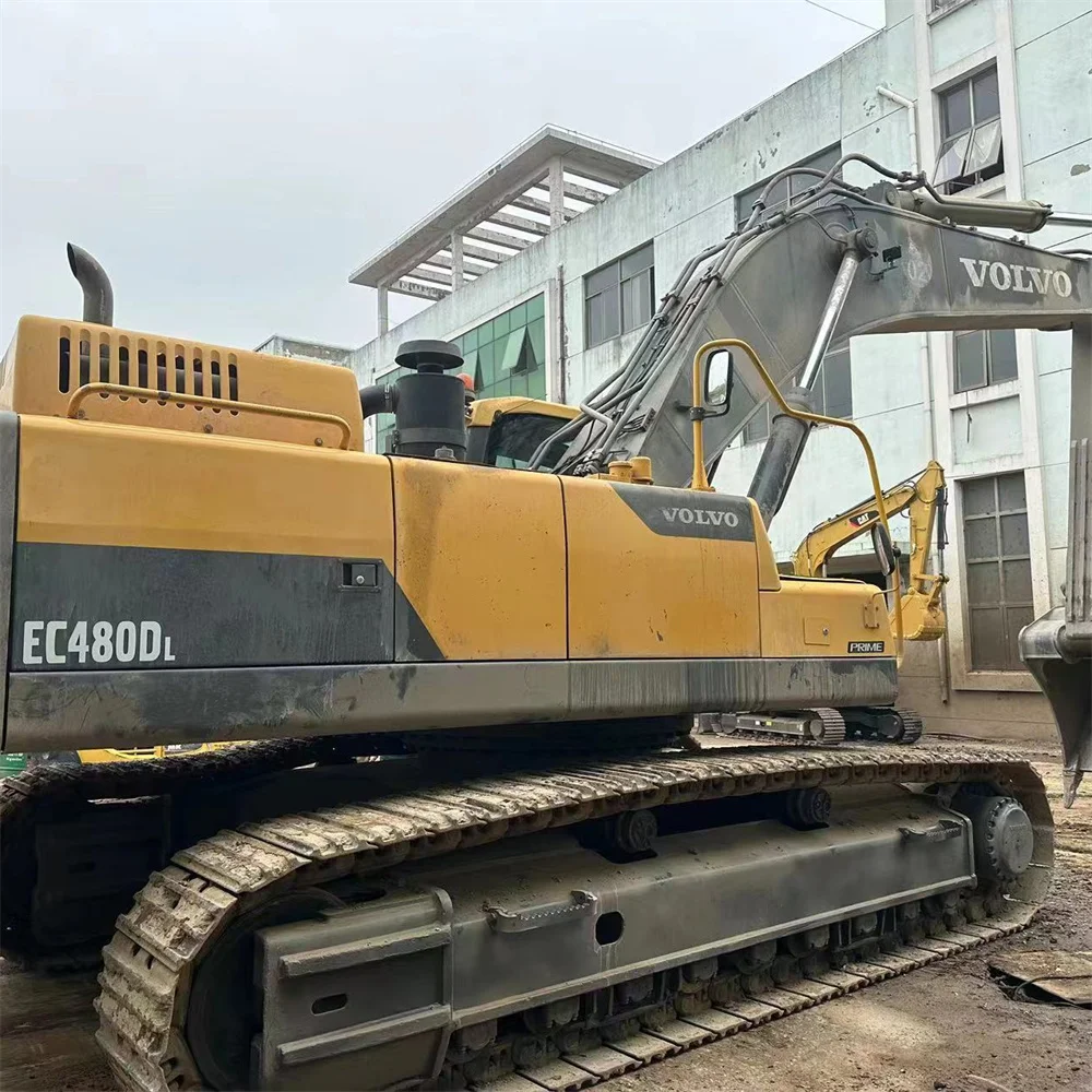 Б/у гусеничный экскаватор Volvo EC480DL с основными компонентами для перемещения